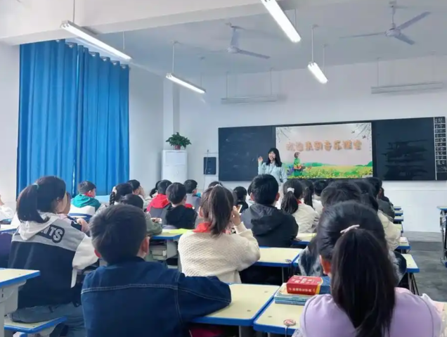 驱动爱好以实践贯穿理论尽力调动学生自动学习的积极性 驱动爱好以实践贯穿理论尽力调动学生自动学习的积极性